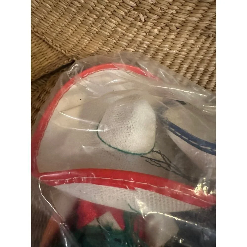 8” Mexico plastic Dolls